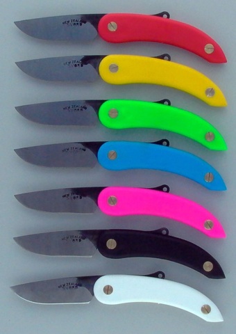 plastic peasant knives_small.jpg